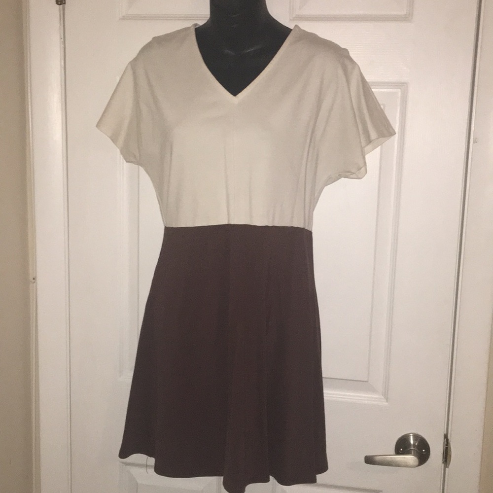 Brown & cream color block short sleeve dress